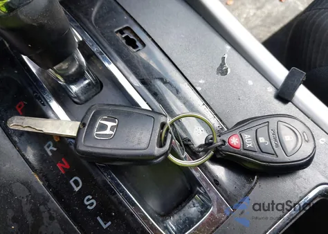 2014 Honda Accord Lx z USA, uszkodzony, nr VIN 1HGCR2F33EA001002